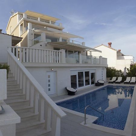Apartments Villa Anamaria Trogir Exterior foto
