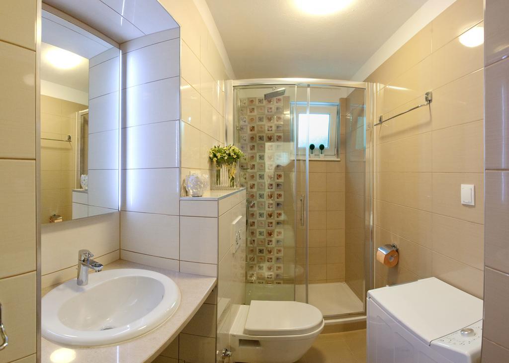 Apartments Villa Anamaria Trogir Zimmer foto