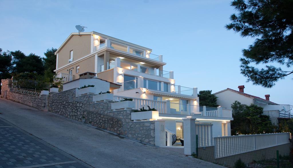 Apartments Villa Anamaria Trogir Exterior foto