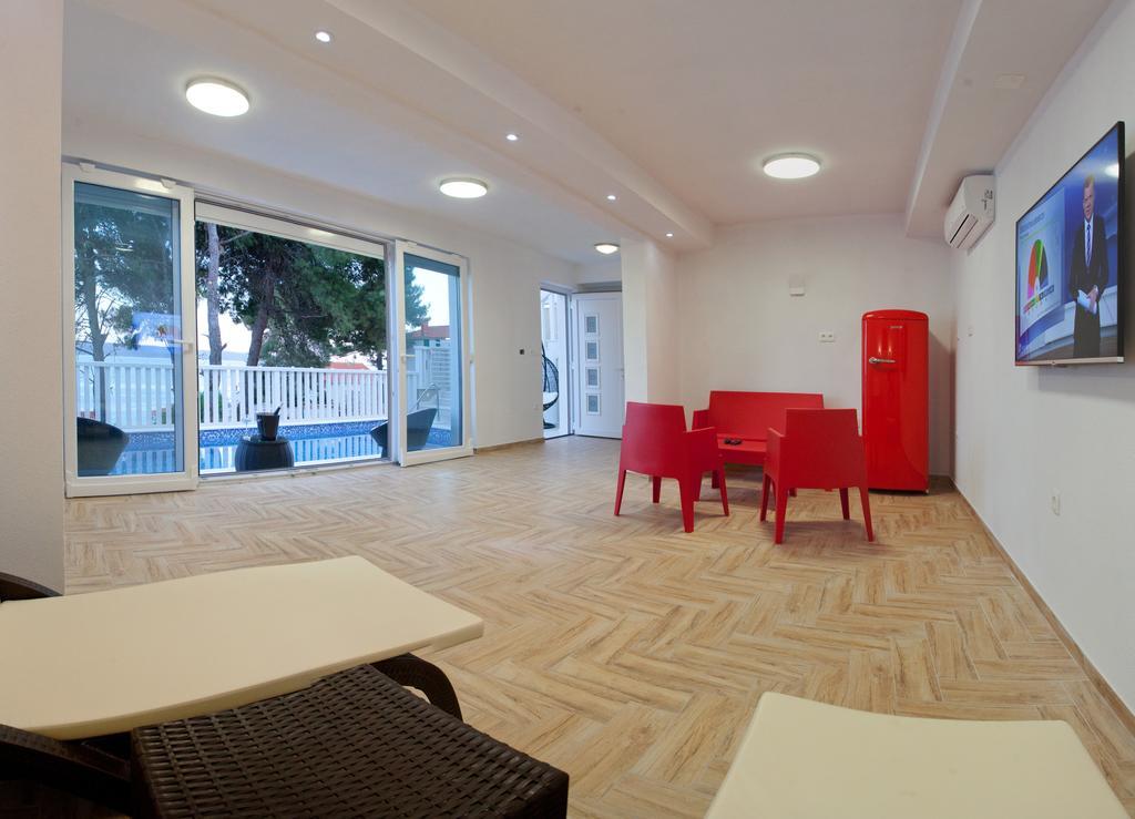 Apartments Villa Anamaria Trogir Exterior foto