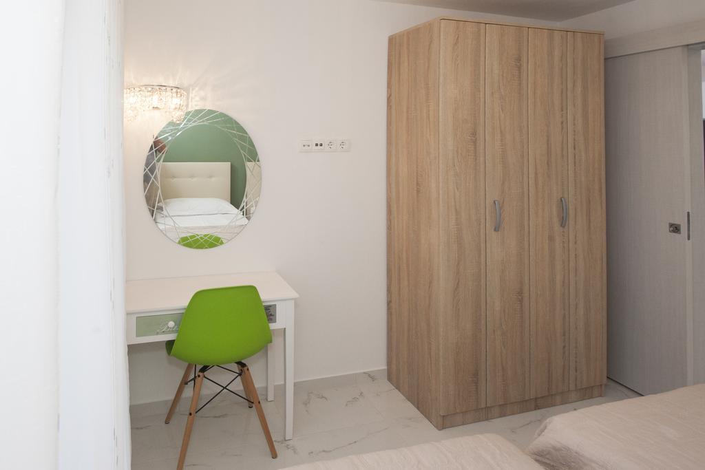Apartments Villa Anamaria Trogir Exterior foto